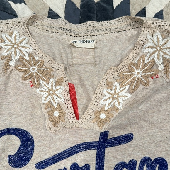 We The Free Beige and Red Short Sleeve Tee - Picture 4 of 6